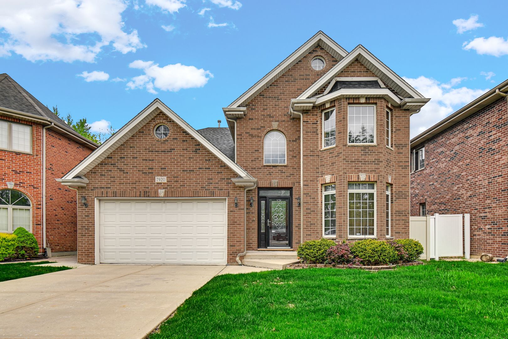 7920 S Lorel Avenue — Burbank, IL 60459
