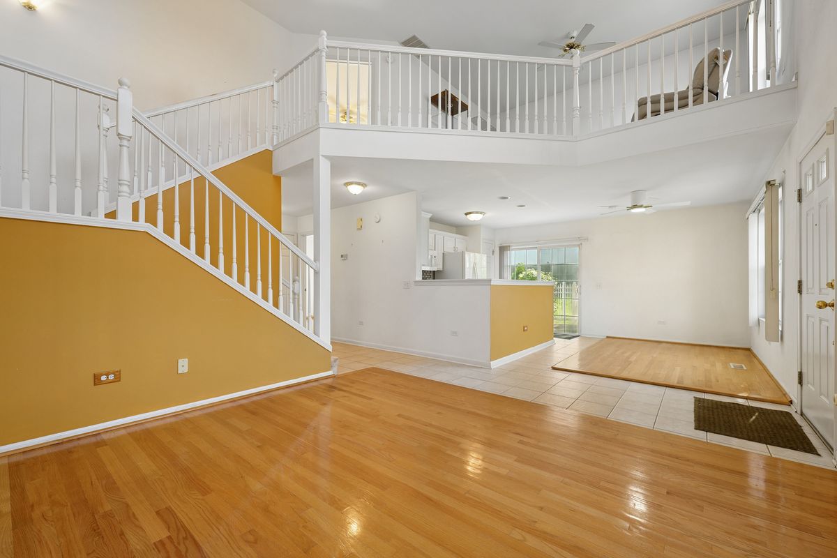904 Garden Lane, Homewood, IL 60430