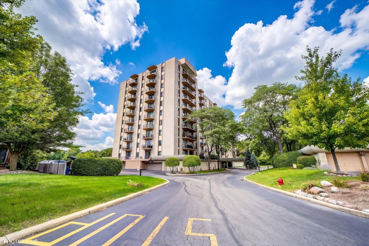 190 Wood Dale Road, Wood Dale, IL 60191