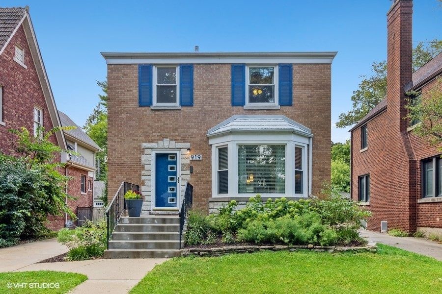 919 BELLEFORTE Avenue — Oak Park, IL 60302
