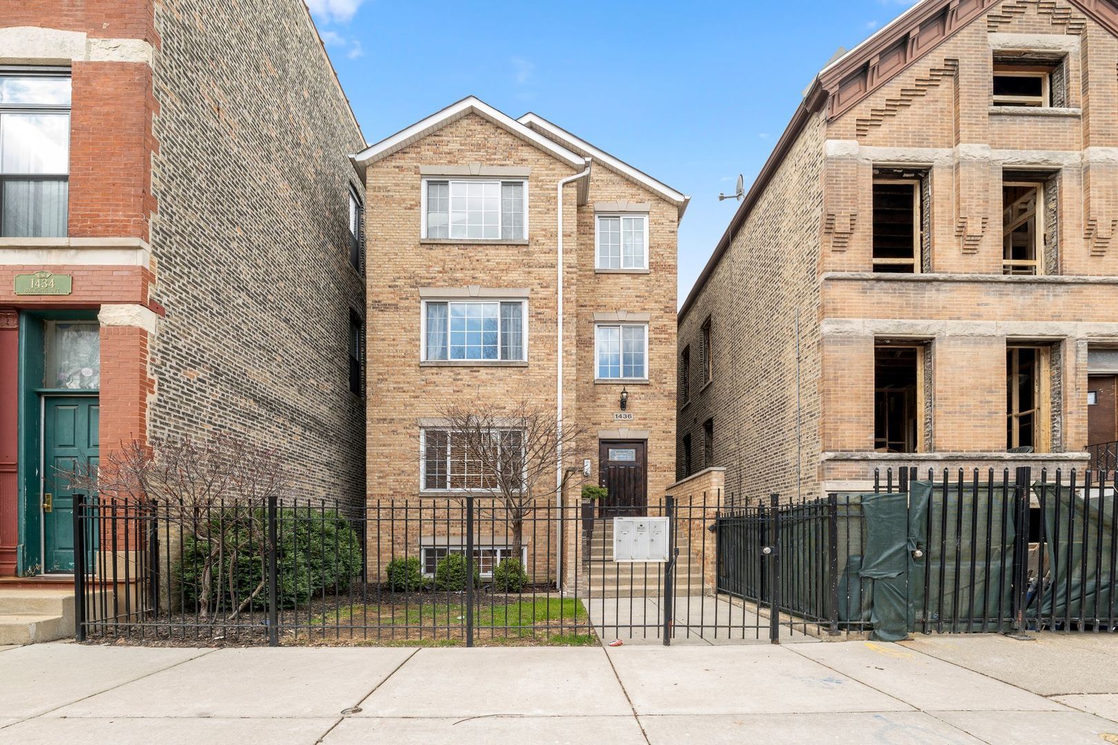 1436 N BOSWORTH Avenue #2 — Chicago, IL 60642