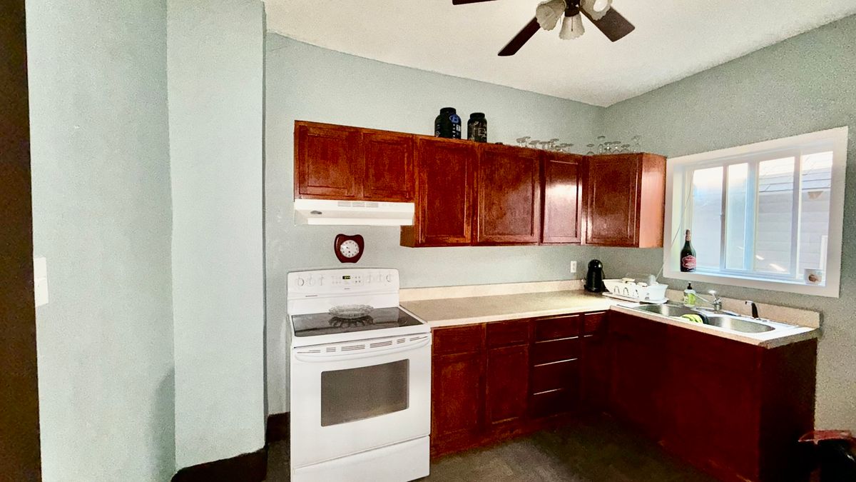 617 E 4th Street, Centralia, IL 62801
