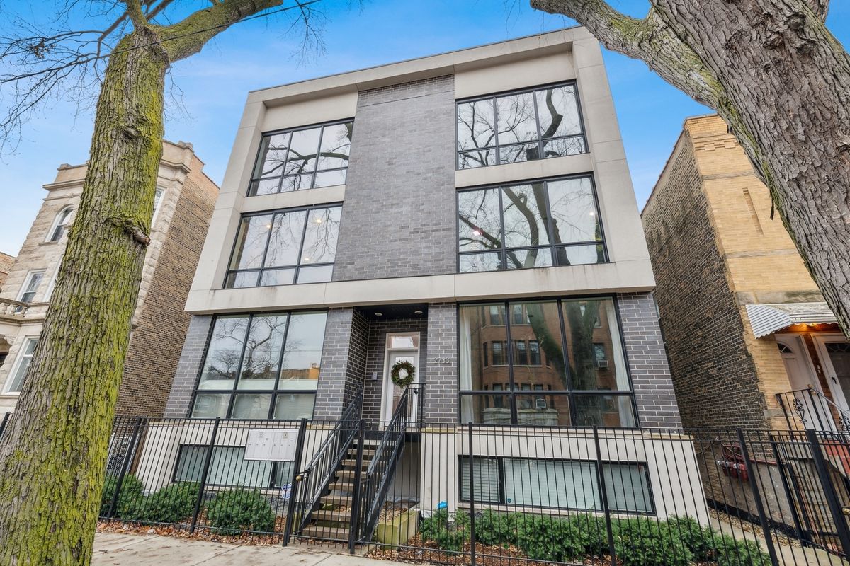 2733 Hirsch Street, Chicago, IL 60622