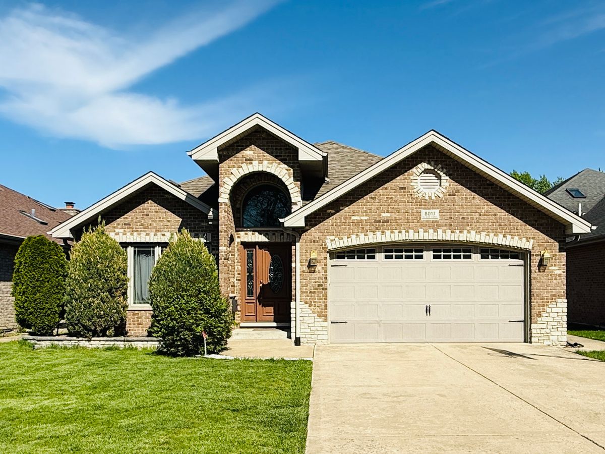 8017 Oak Park Avenue, Burbank, IL 60459