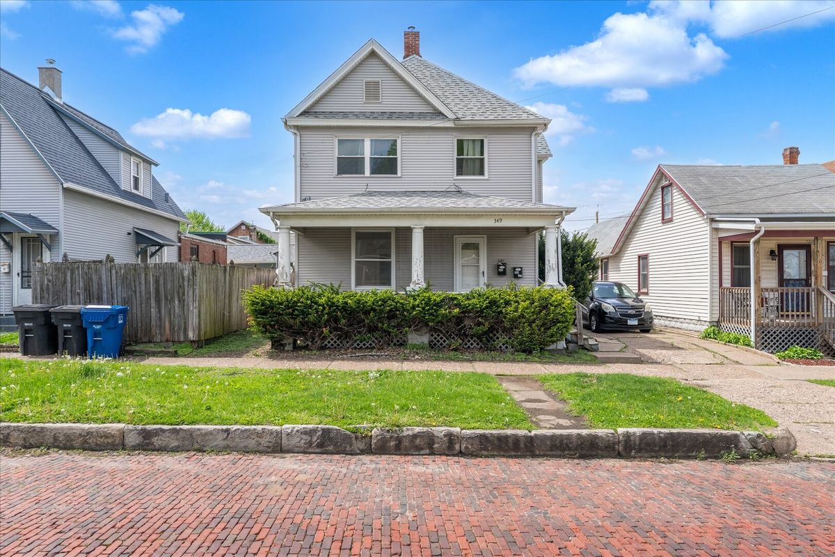 349 10th Street, Moline, IL 61265