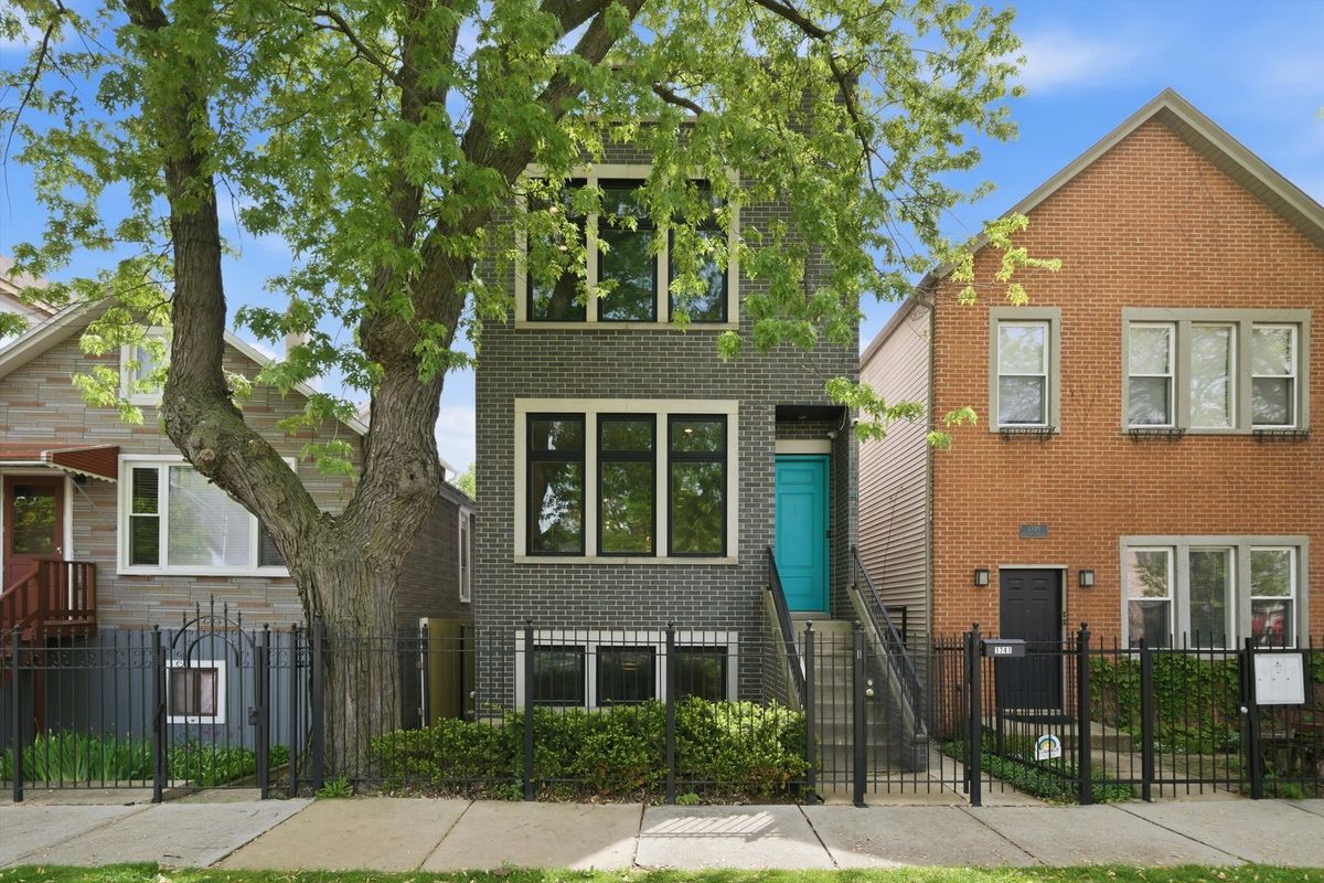 1741 Talman Avenue, Chicago, IL 60647