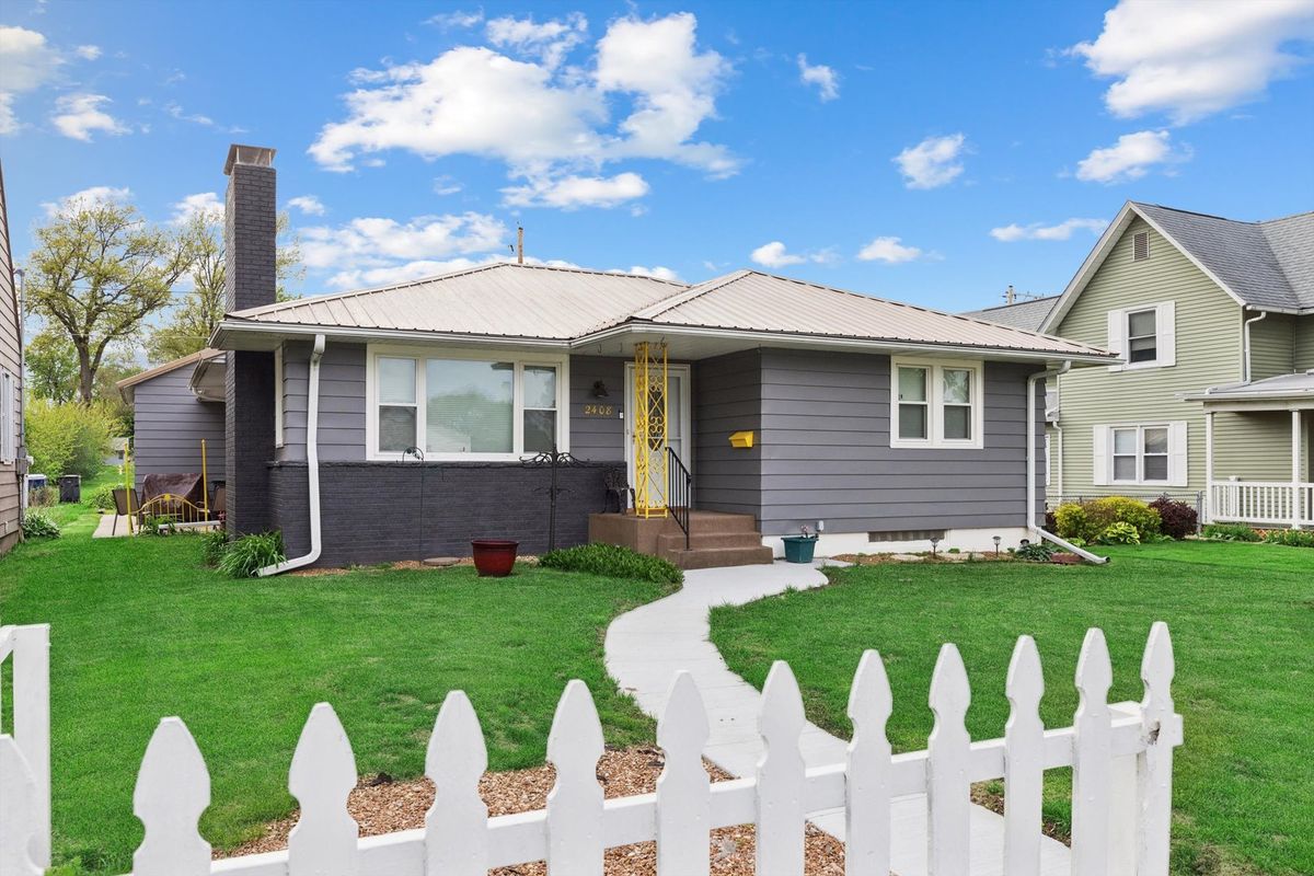 2408 Chancy Street, Clinton, IA 52732