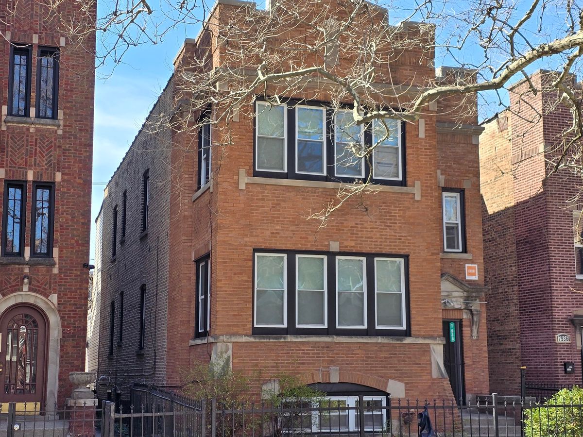 7938 Langley Avenue, Chicago, IL 60619