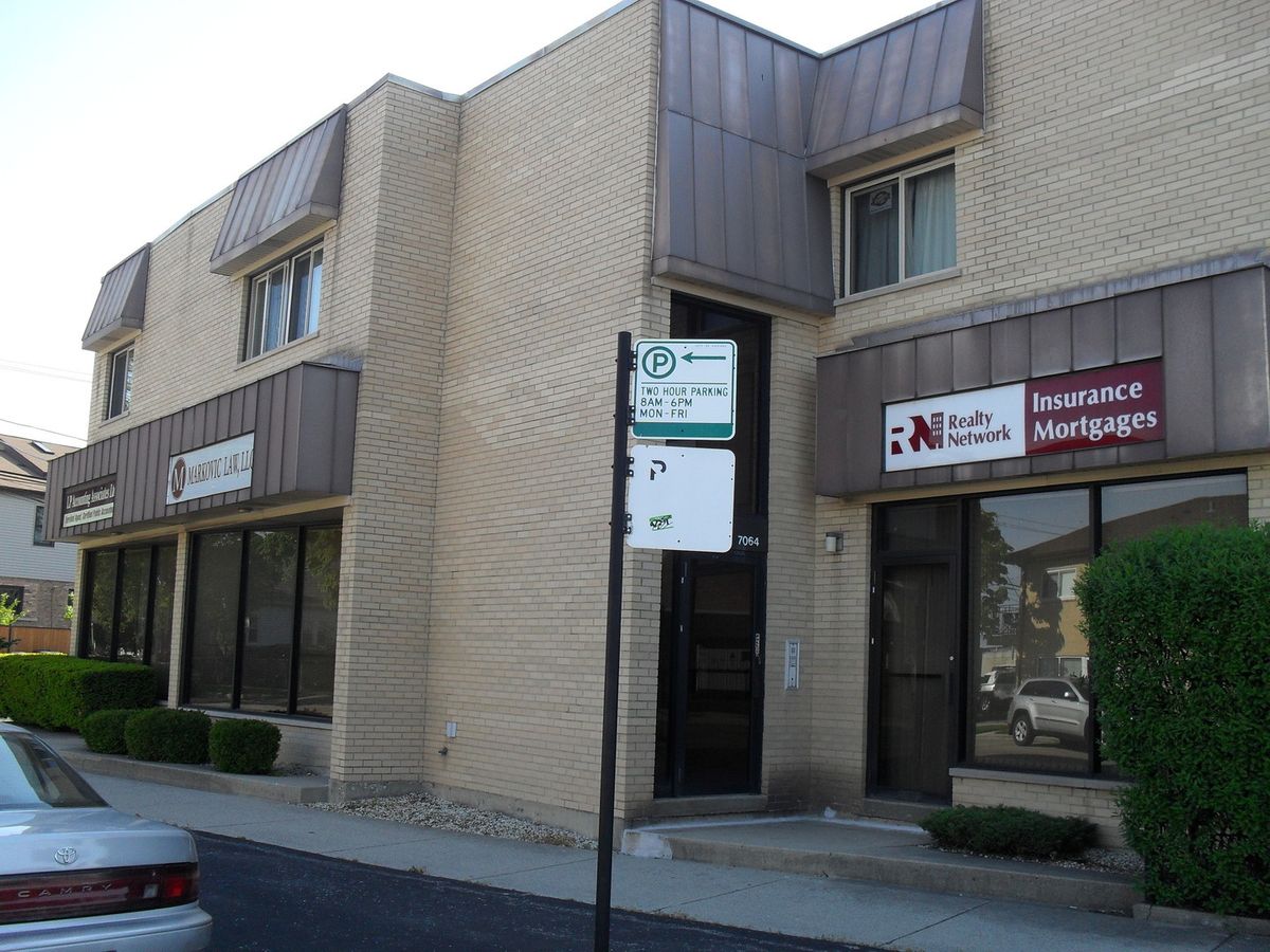 7064 HIGGINS Avenue, Chicago, IL 60656
