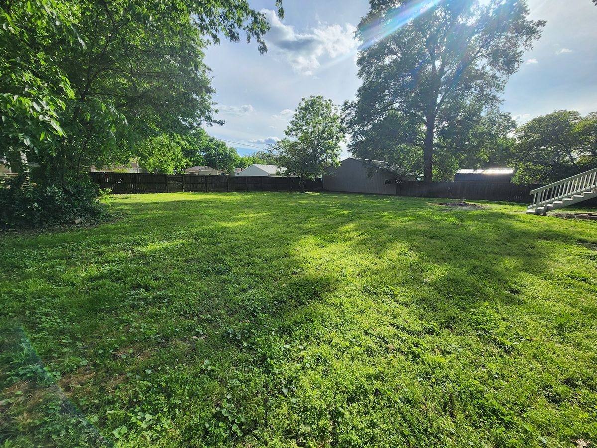 306 W Webster Street, Benton, IL 62812