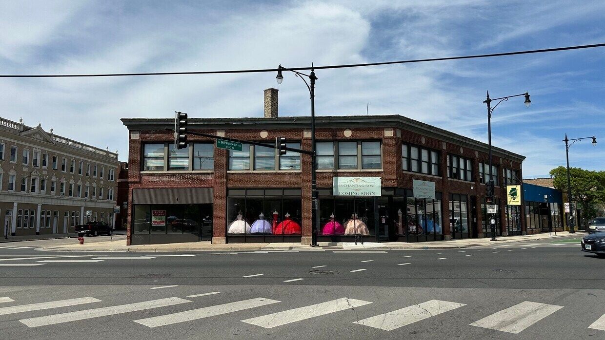3306 N Pulaski Road — Chicago, IL 60641