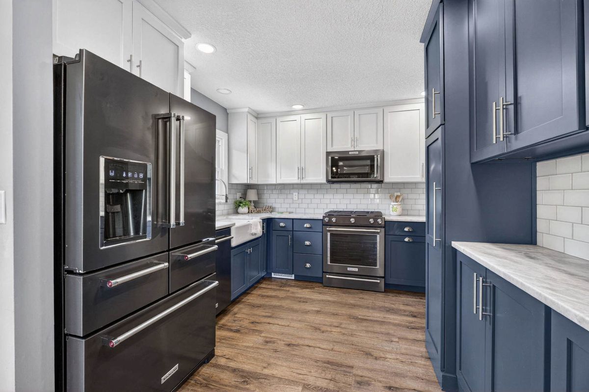 11621 25th Street W, Milan, IL 61264