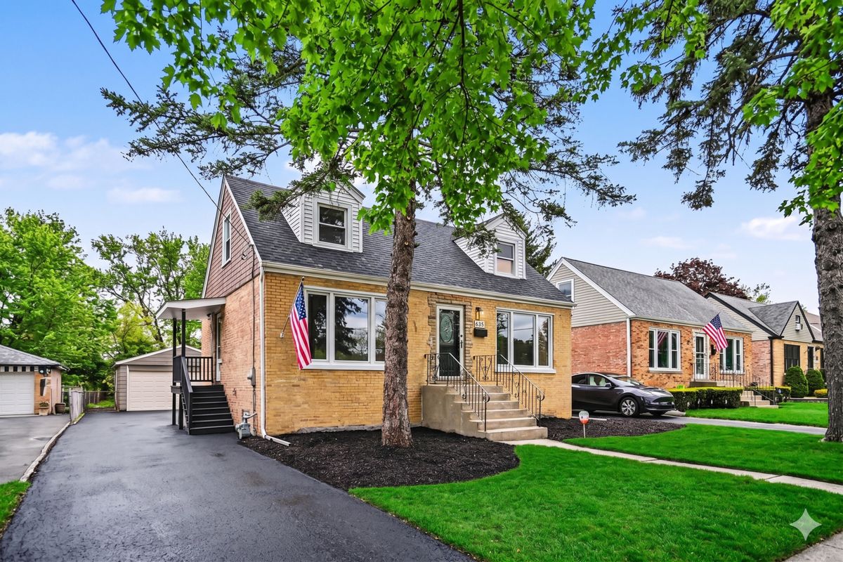 835 Addison Avenue, Villa Park, IL 60181