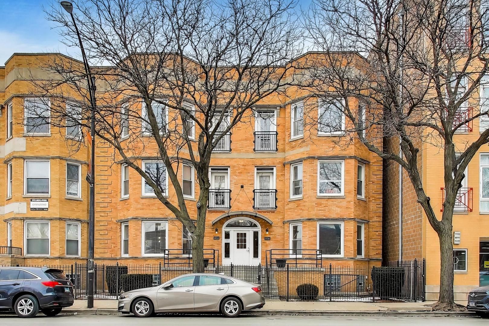1034 E 47th Street #1W — Chicago, IL 60653