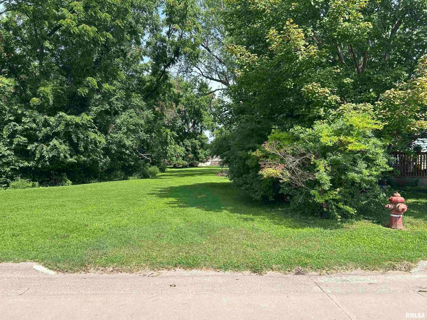 339 28TH Avenue — East Moline, IL 61244