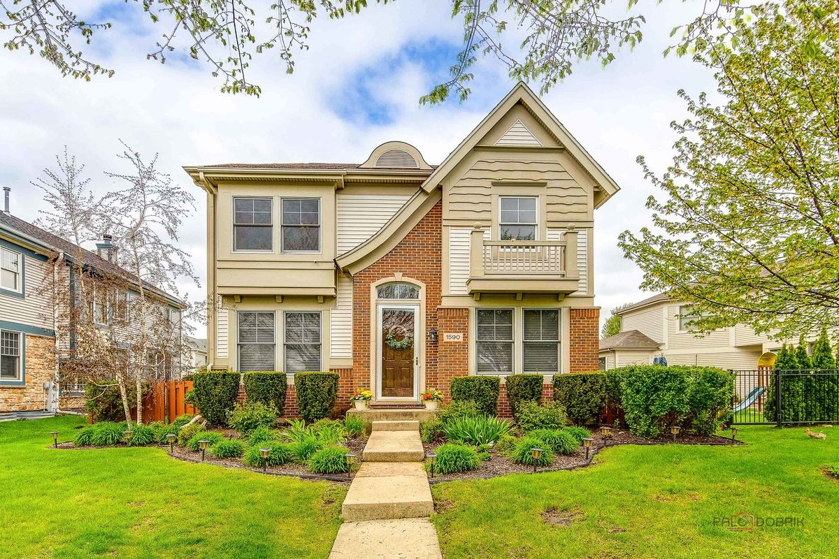 1590 Fielding Drive, Glenview, IL 60026