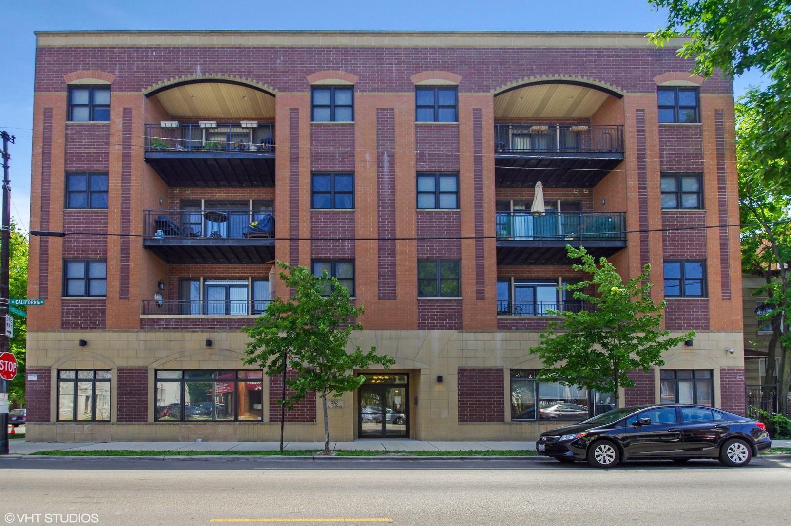 3025 N CALIFORNIA Avenue #1SW — Chicago, IL 60618
