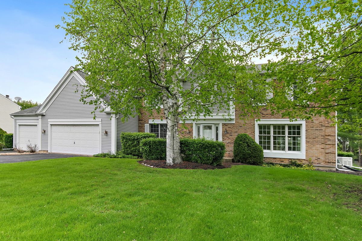 307 Churchill Court, Sleepy Hollow, IL 60118