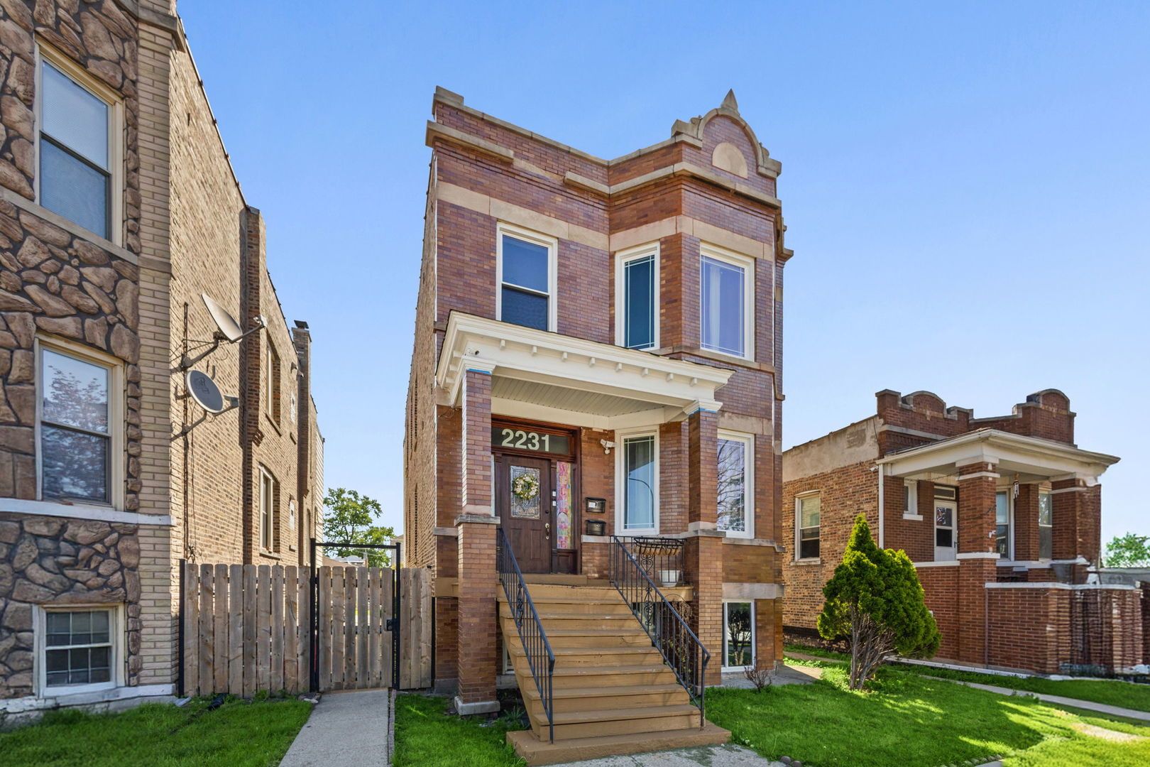 2231 S AUSTIN Boulevard — Cicero, IL 60804