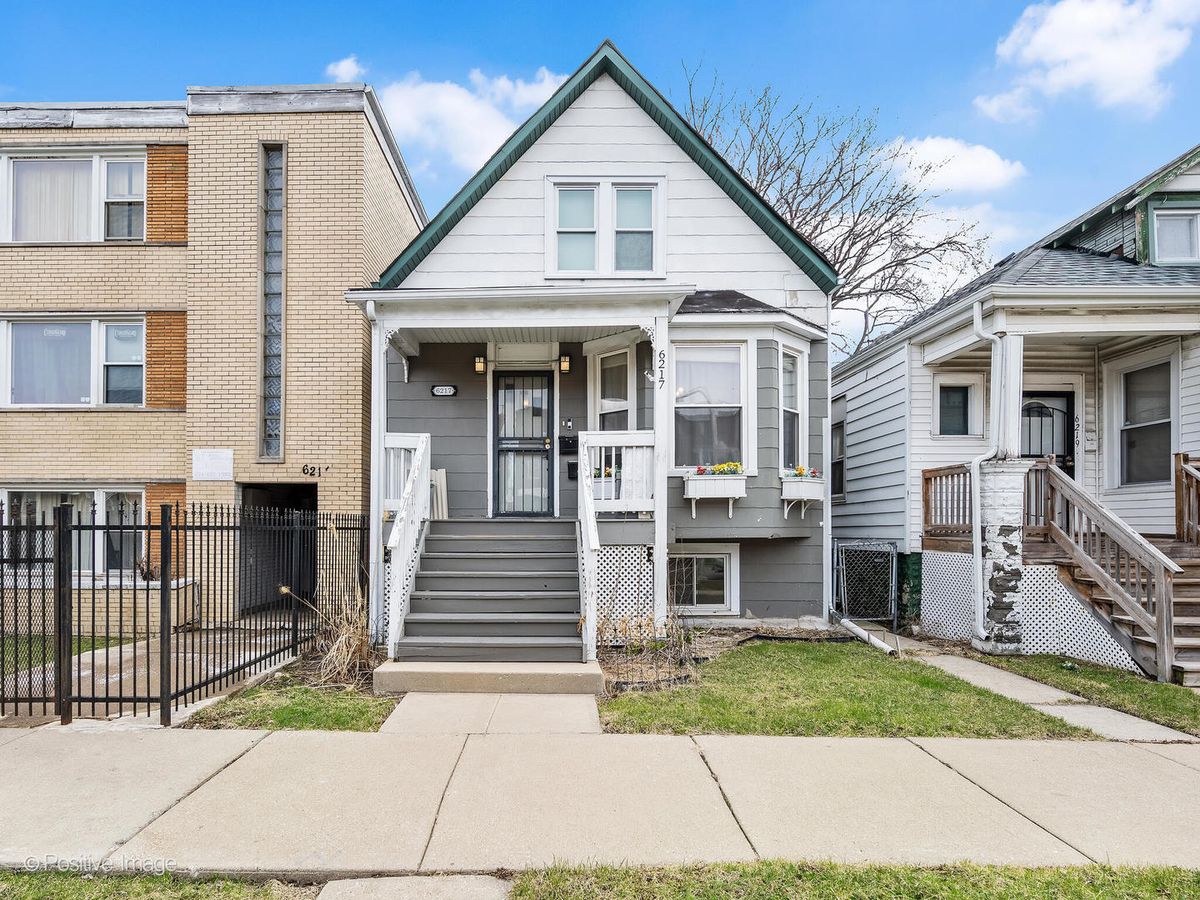 6217 Claremont Avenue, Chicago, IL 60636