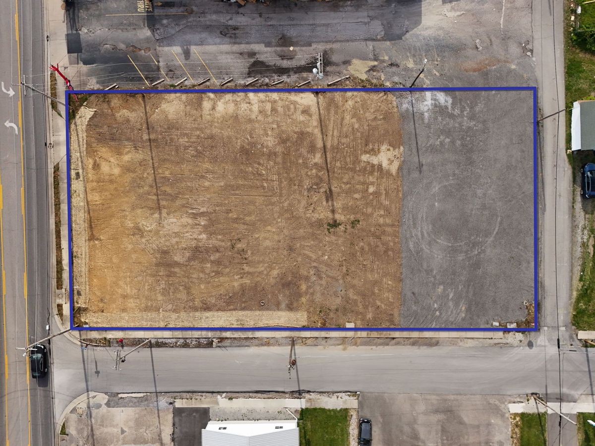 1100 W Main Street, Marion, IL 62959