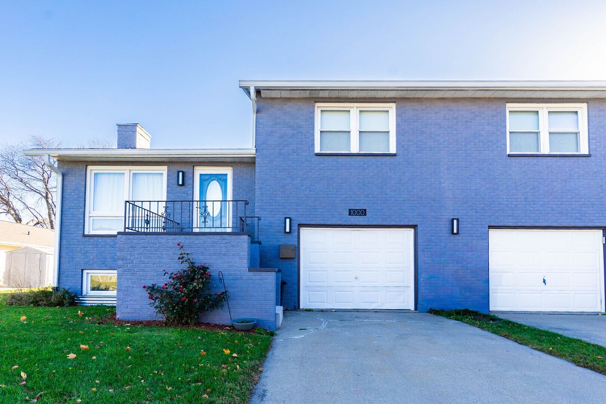 1000-1008 Carrie Avenue, Rochelle, IL 61068