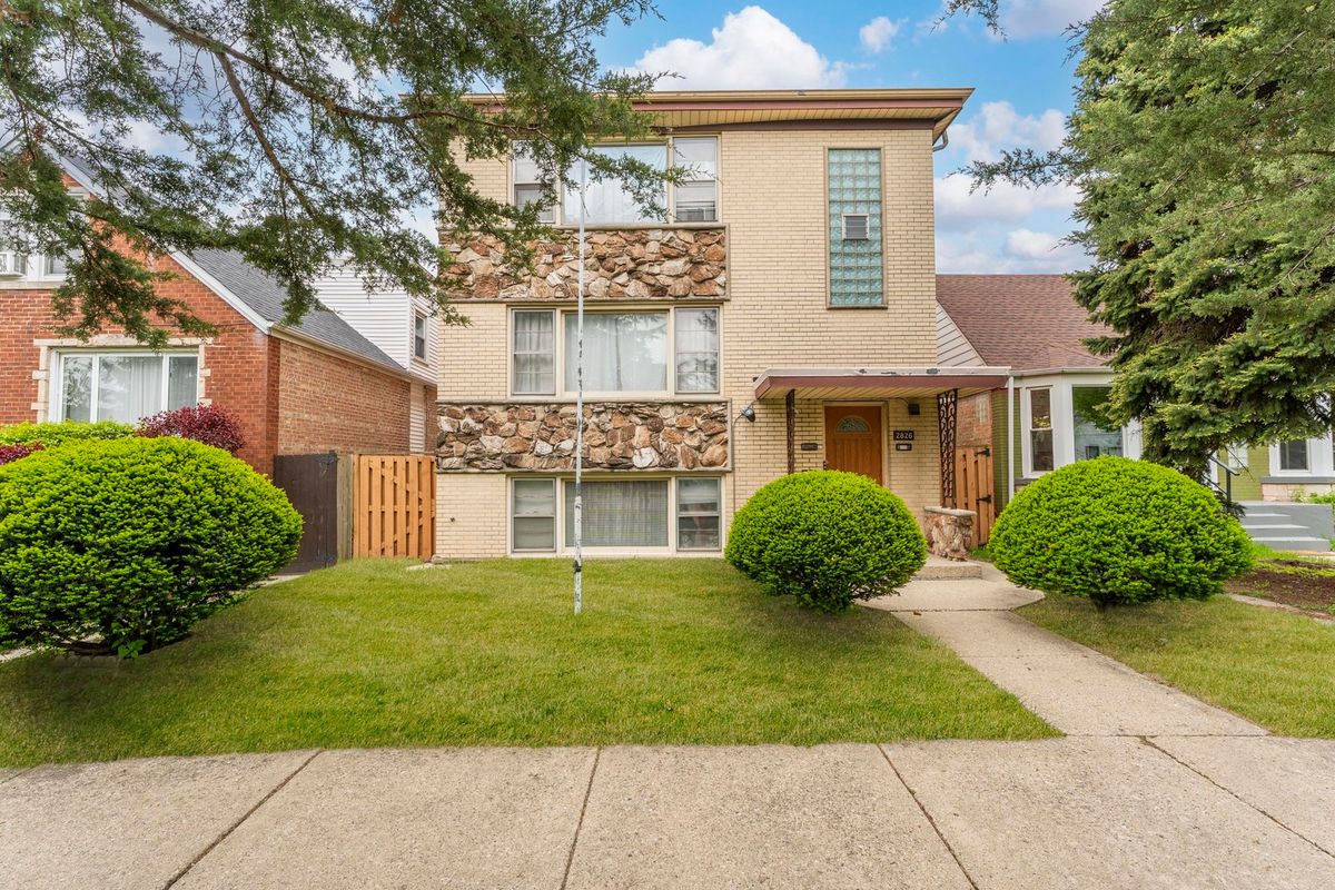 2826 72nd Court, Elmwood Park, IL 60707
