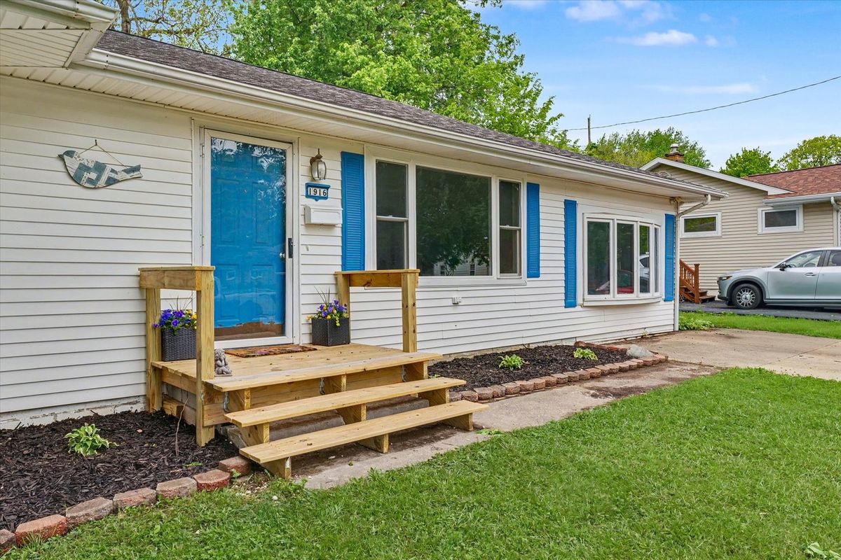 1916 Edison Street, Danville, IL 61832