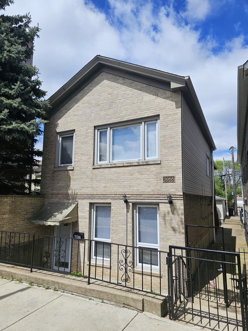 3088 LYMAN Street, Chicago, IL 60608