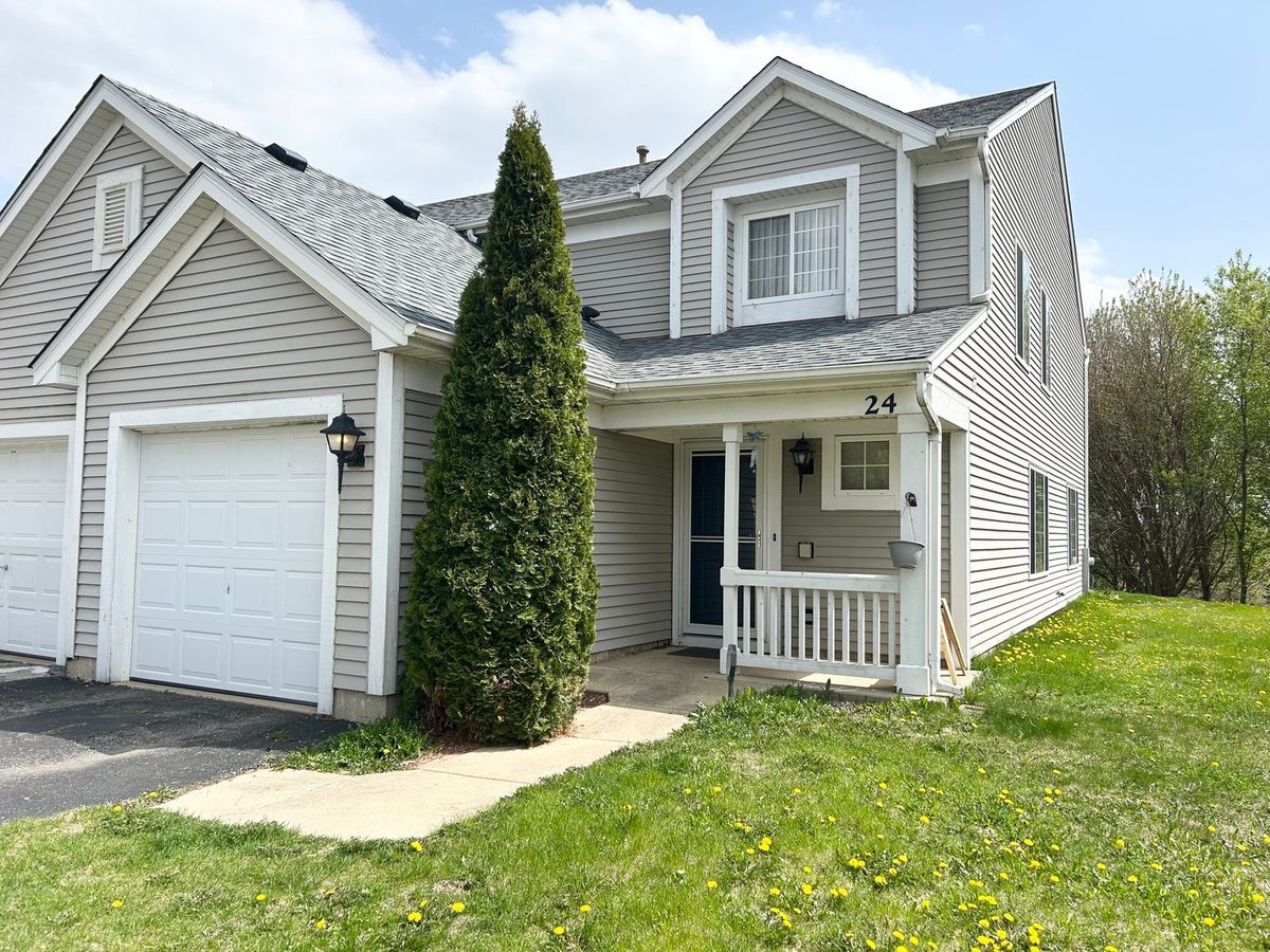 24 Ronan Court, Lake In The Hills, IL 60156