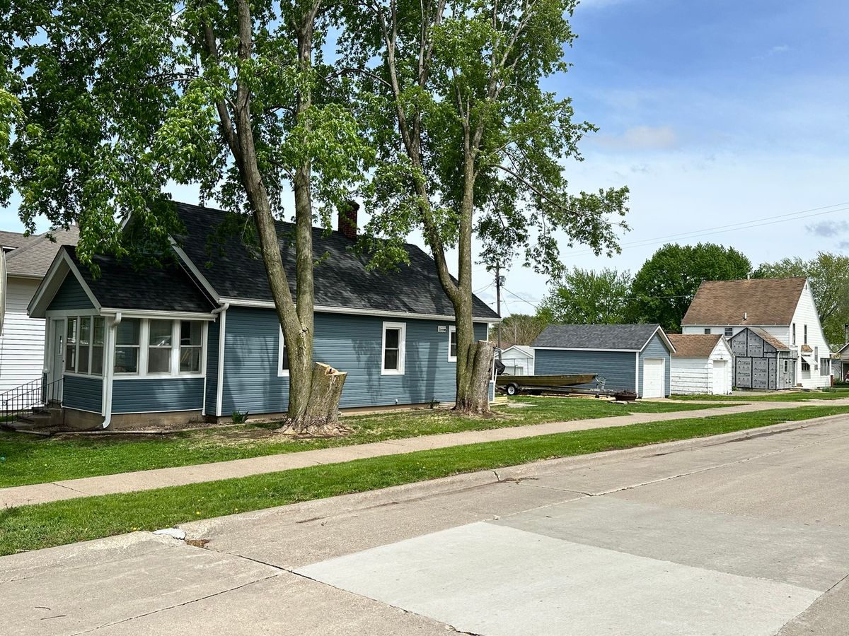 32 Stephens Street, Preston, IA 52069