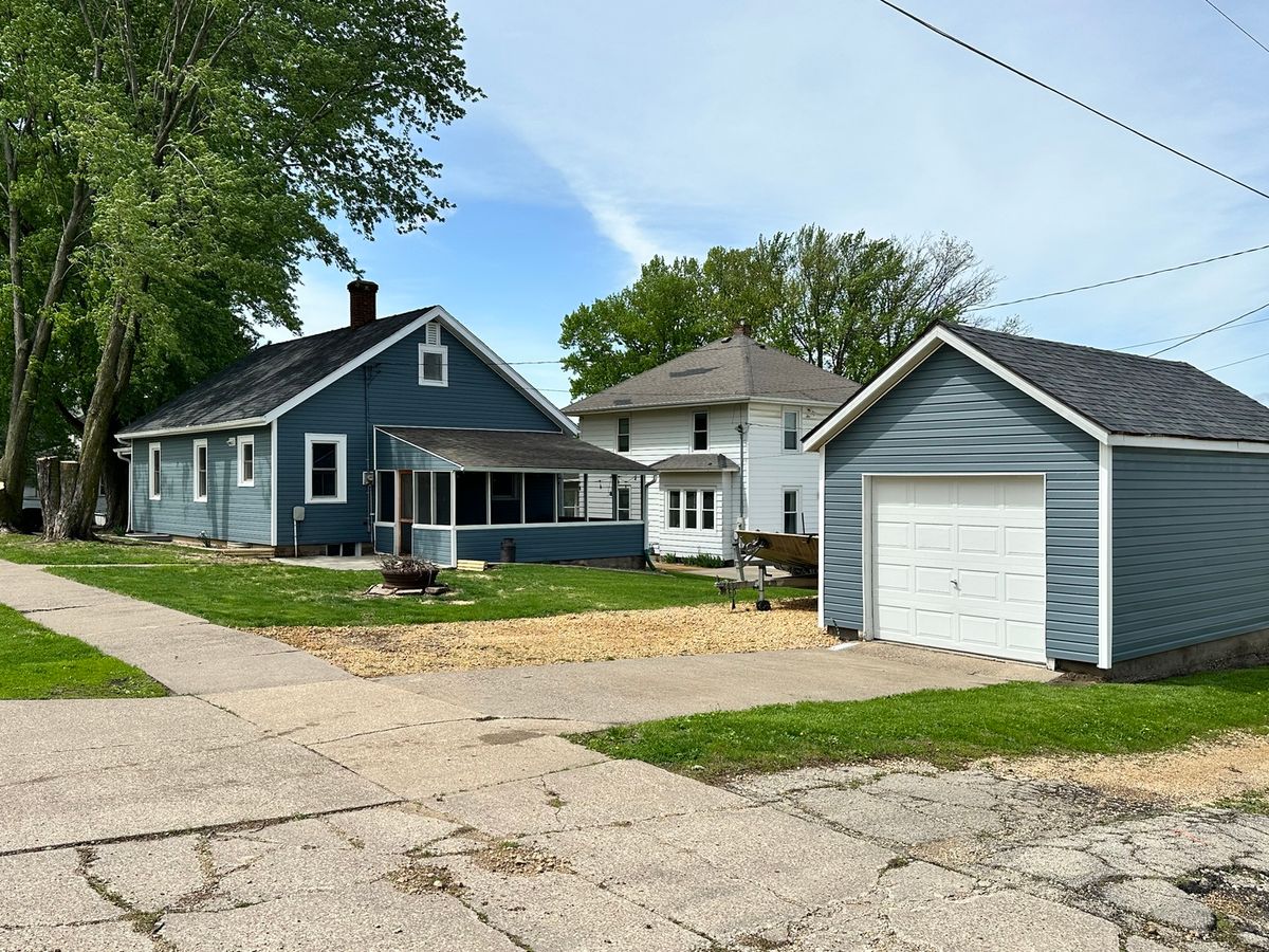 32 Stephens Street, Preston, IA 52069