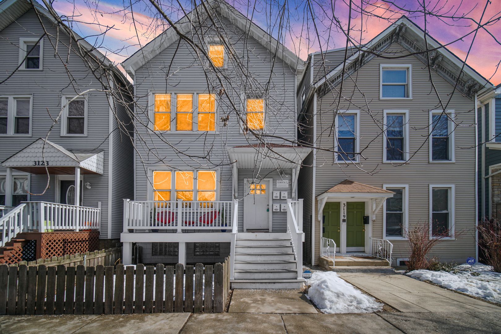 3121 N Southport Avenue #1R — Chicago, IL 60657