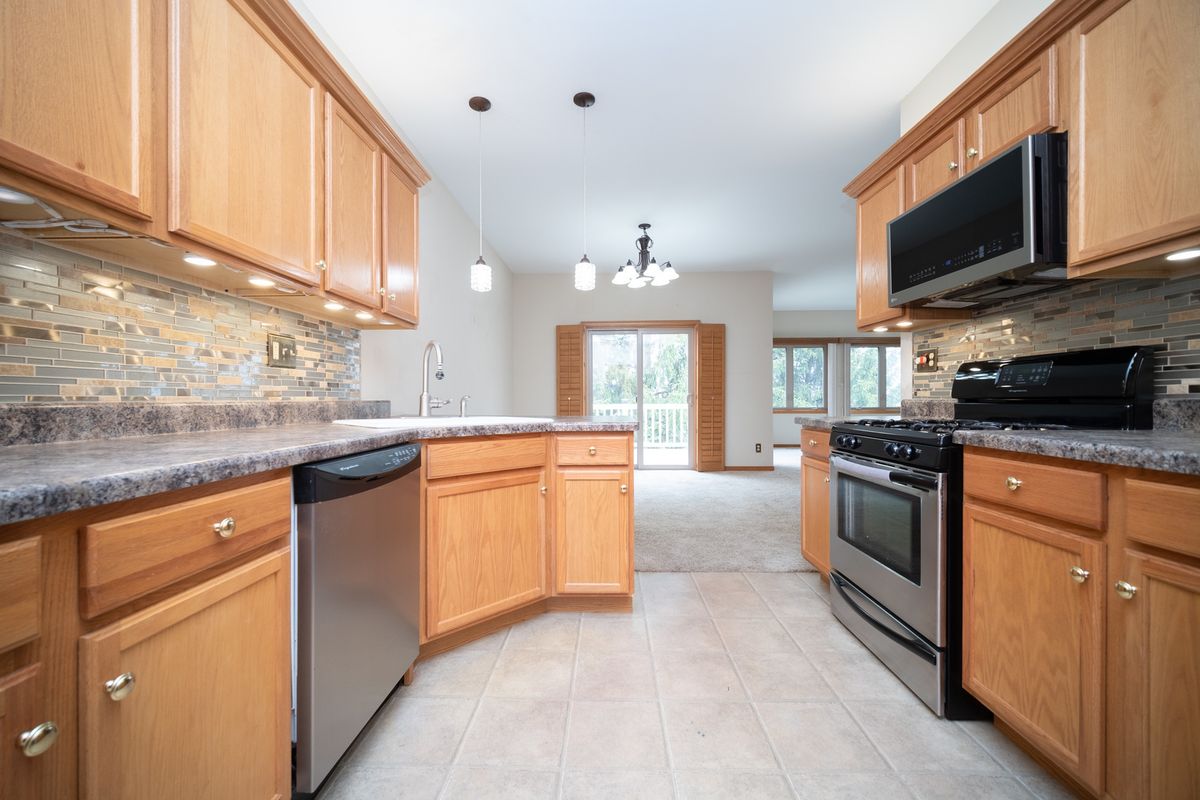 1432 Brady Lane, Rockford, IL 61108