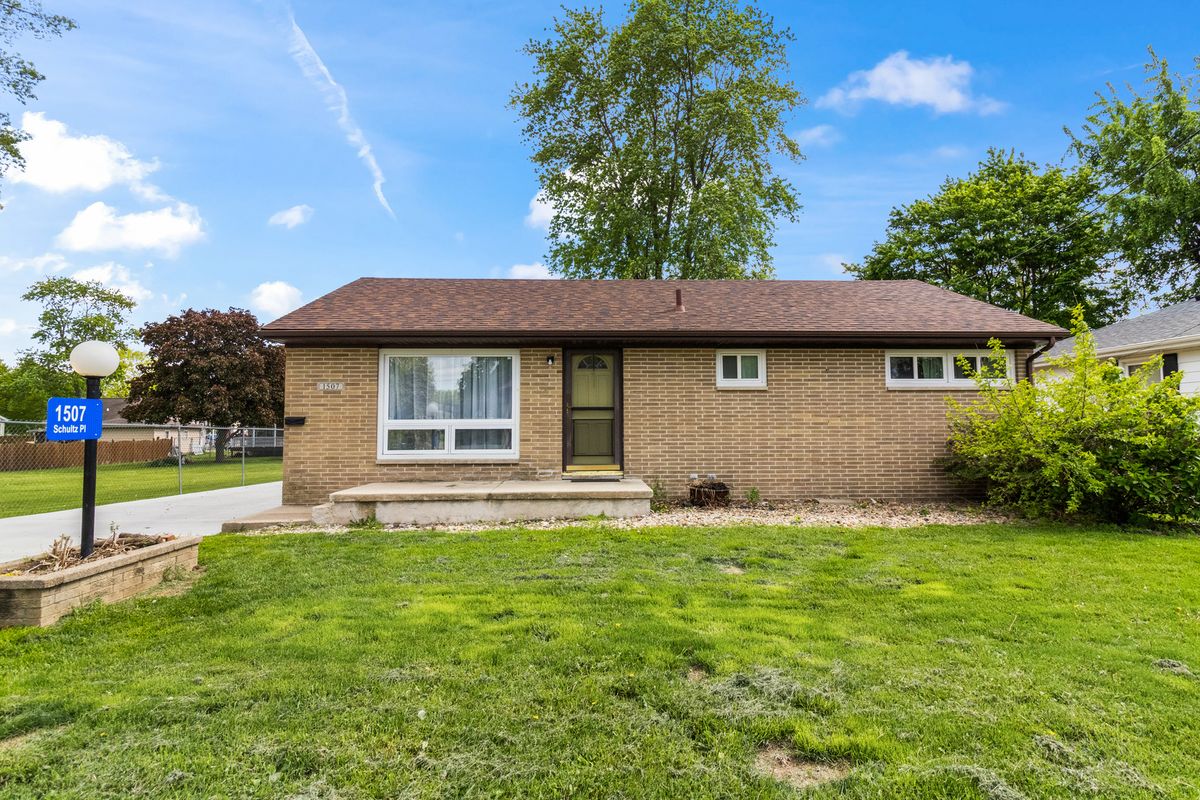 1507 Schultz Place, Streator, IL 61364