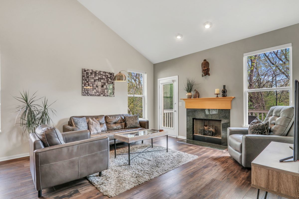 215 Berkshire Drive, Lake Villa, IL 60046