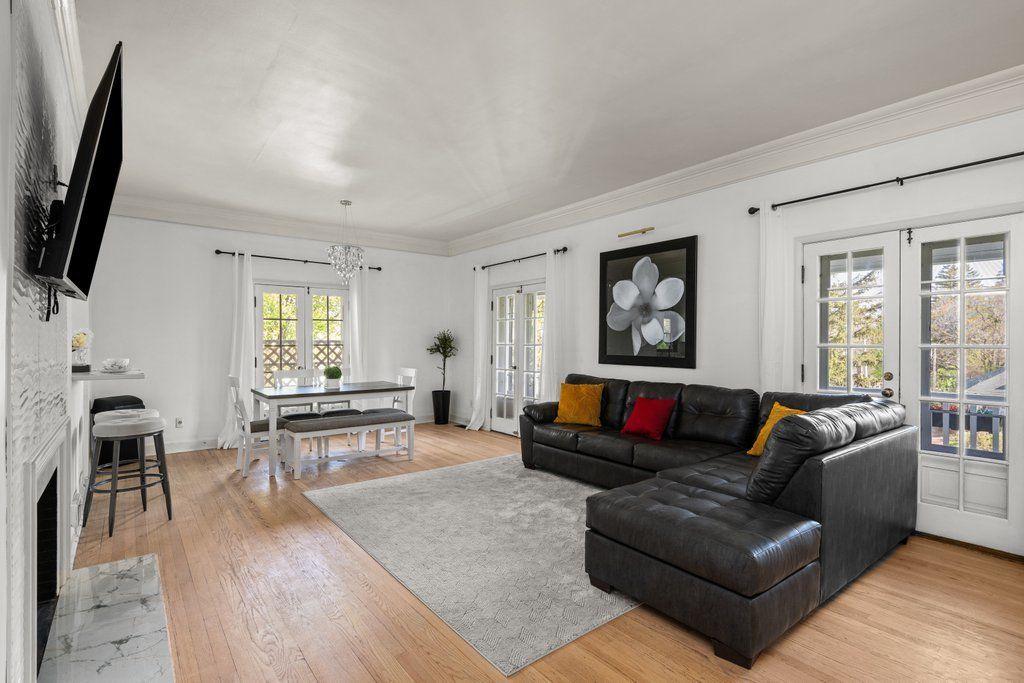 1316 9th Street, Davenport, IA 52803