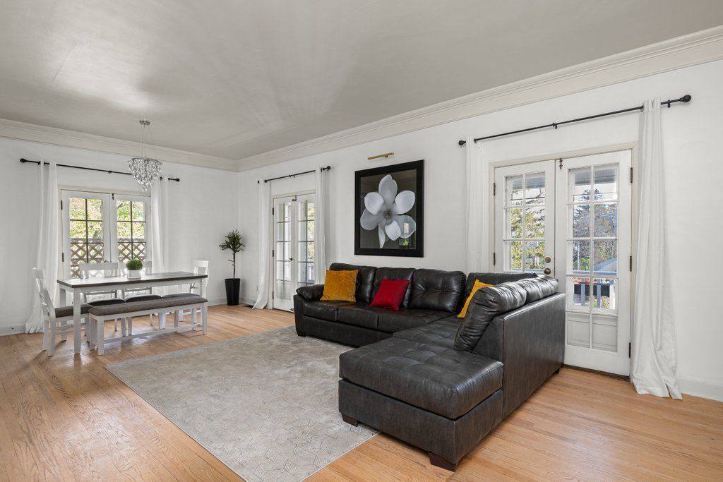 1316 9th Street, Davenport, IA 52803