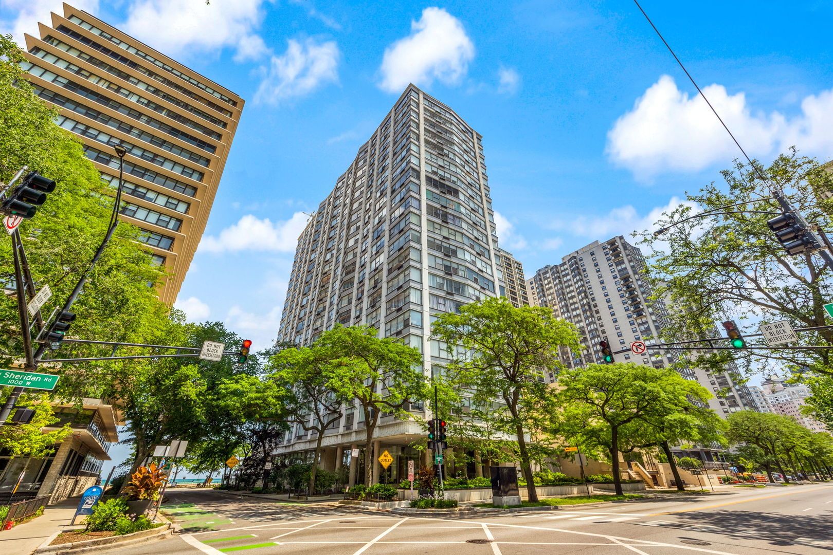 5757 N Sheridan Road #20G — Chicago, IL 60660