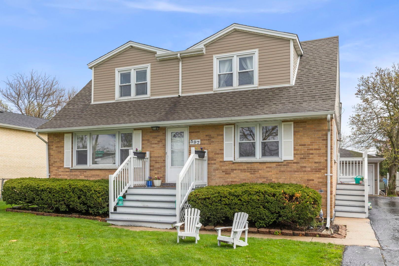 597 N West Avenue — Elmhurst, IL 60126
