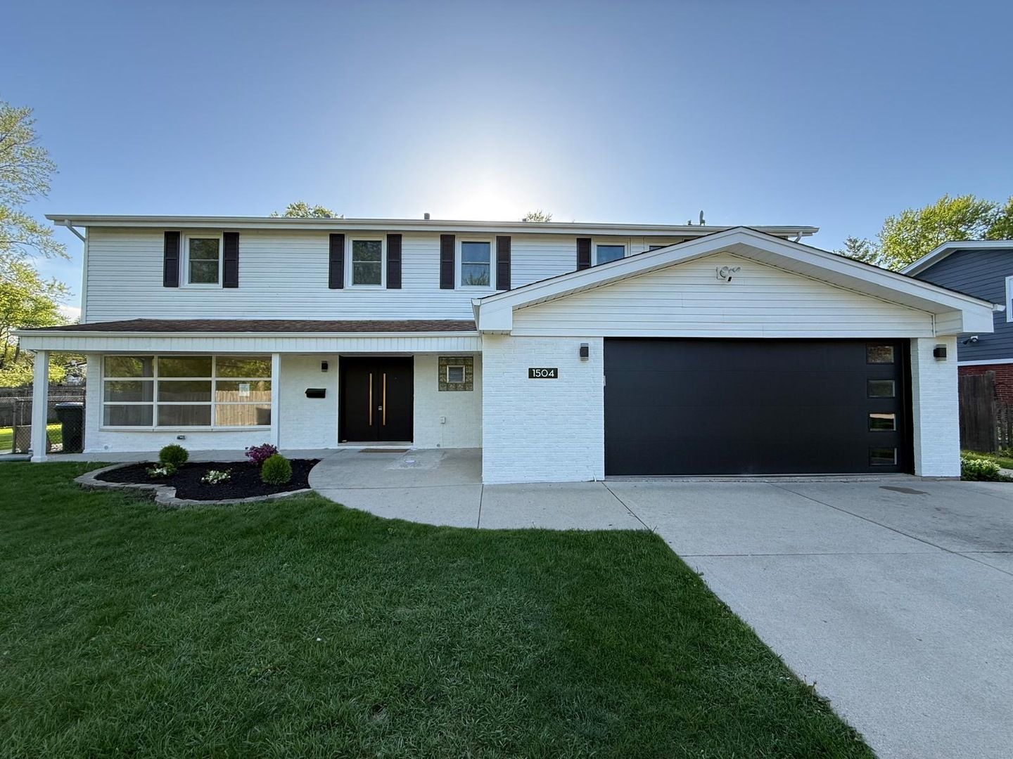 1504 Pfingsten Road — Glenview, IL 60025