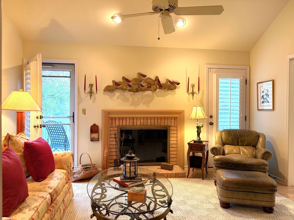 190 Old Wick Lane, Inverness, IL 60067