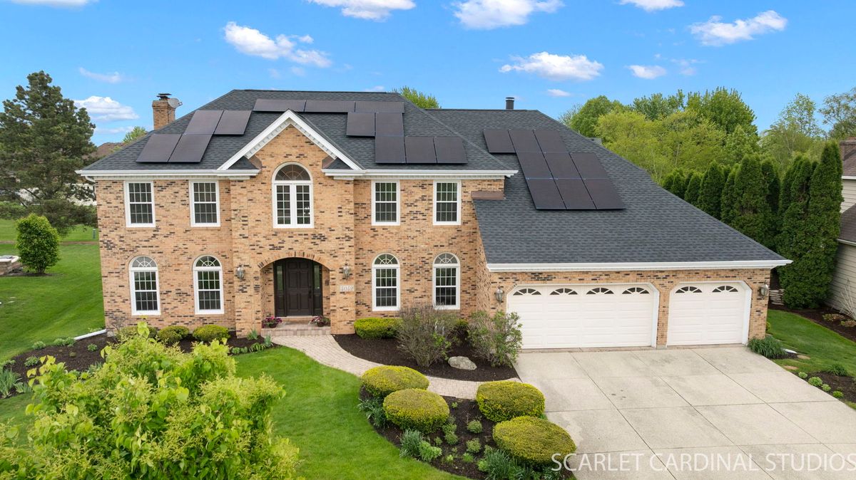 4042 Broadmoor Circle, Naperville, IL 60564