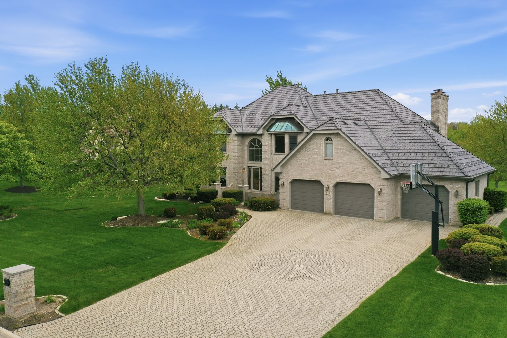 11911 Timber Edge Lane — Orland Park, IL 60467