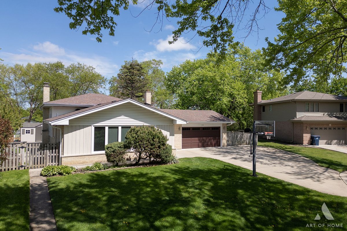 603 JOHN Court, Schaumburg, IL 60193