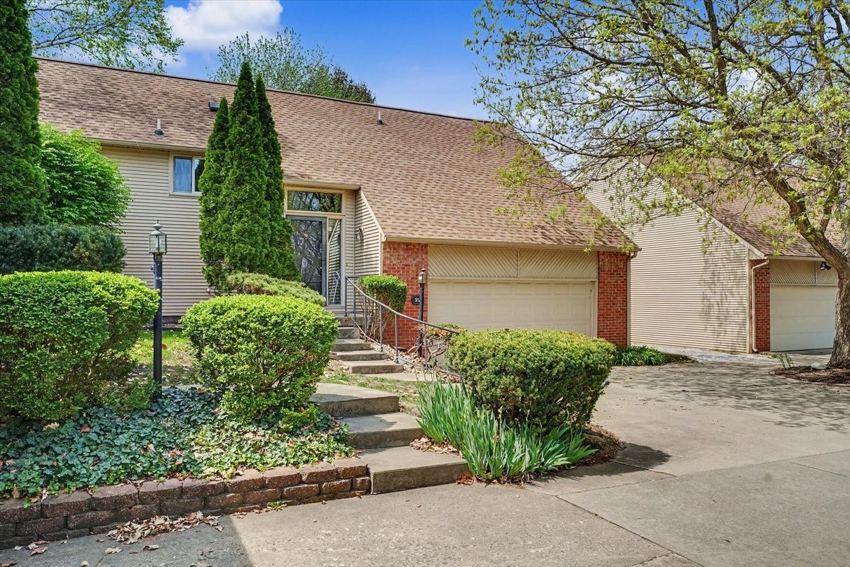 22 Fields East #0, Champaign, IL 61822