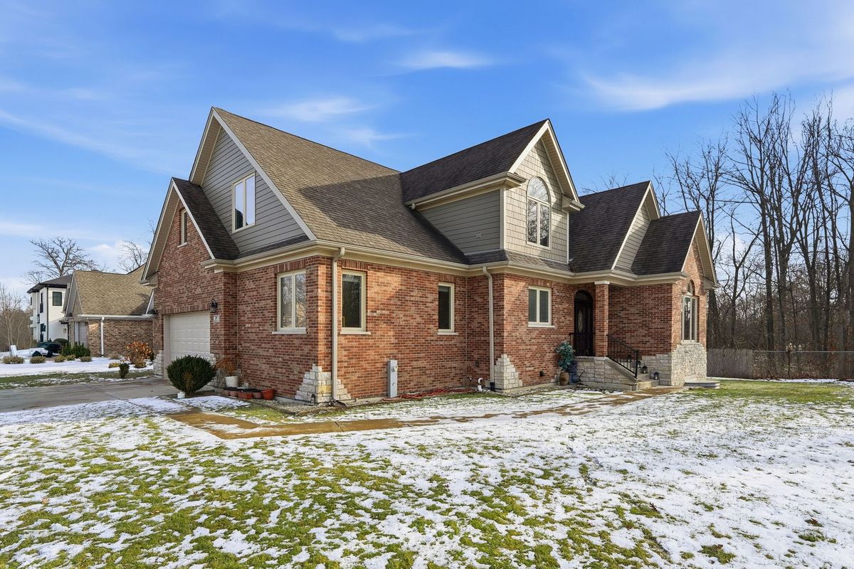 388 Preserve Lane, Wood Dale, IL 60191