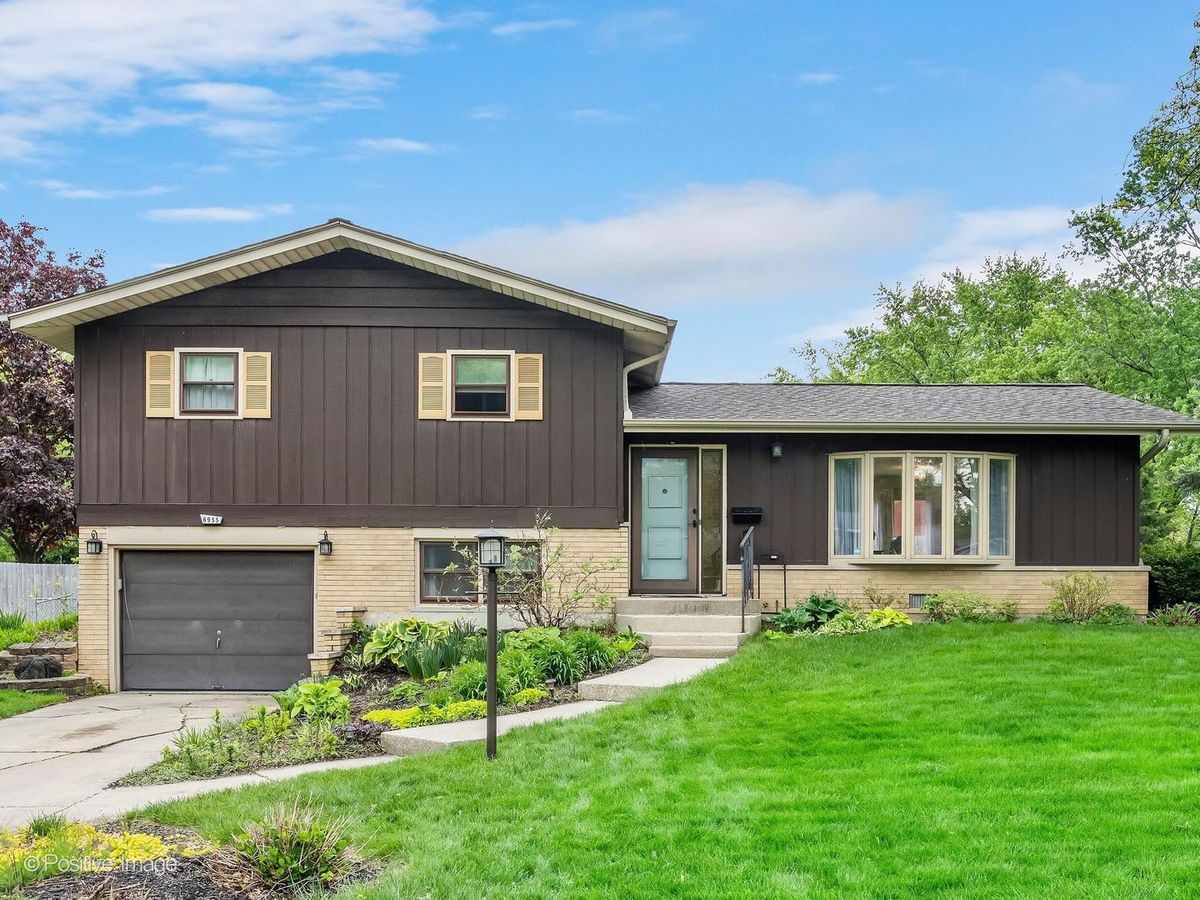 6955 PARKVIEW Drive, Downers Grove, IL 60516