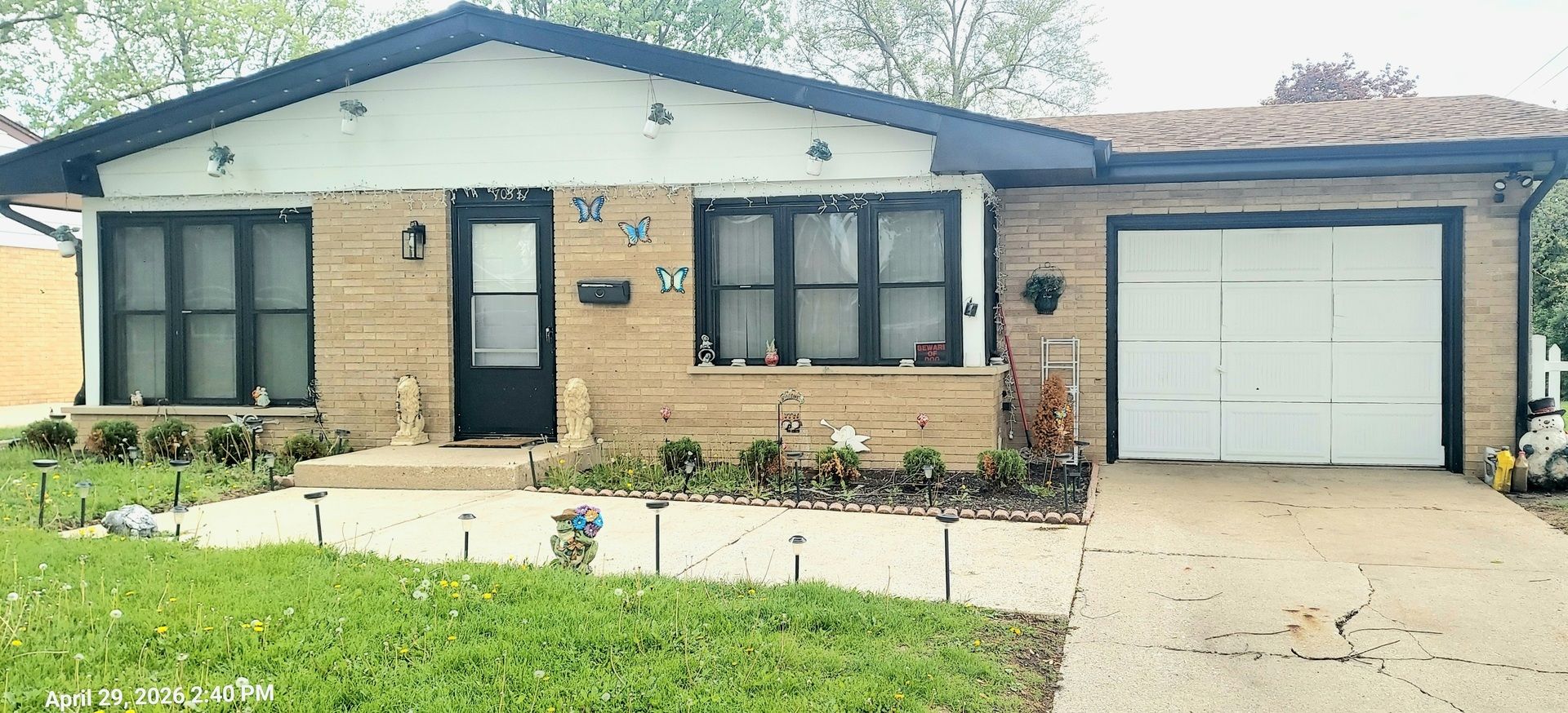 703 Sheldon Avenue — Aurora, IL 60506