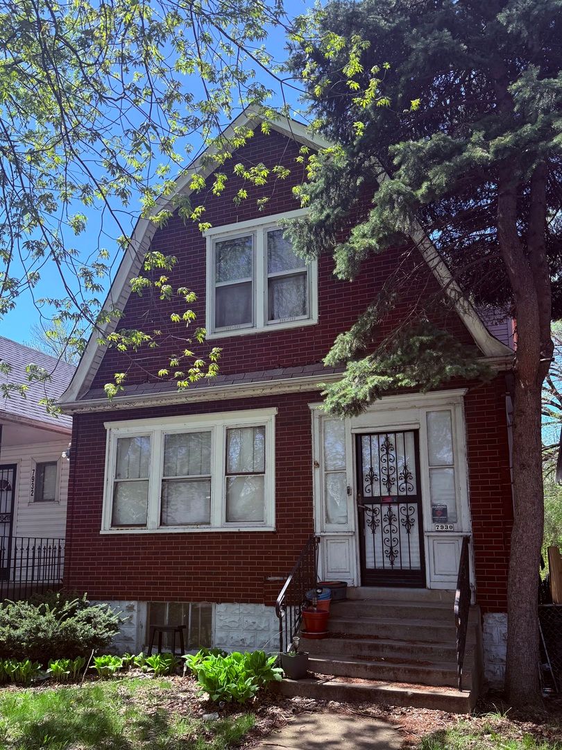 7930 Muskegon Avenue, Chicago, IL 60617